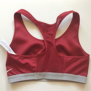 Nike TEAM Size Small Red Sports Bra